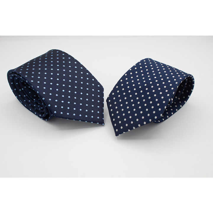 Corbata Maestría Punteada