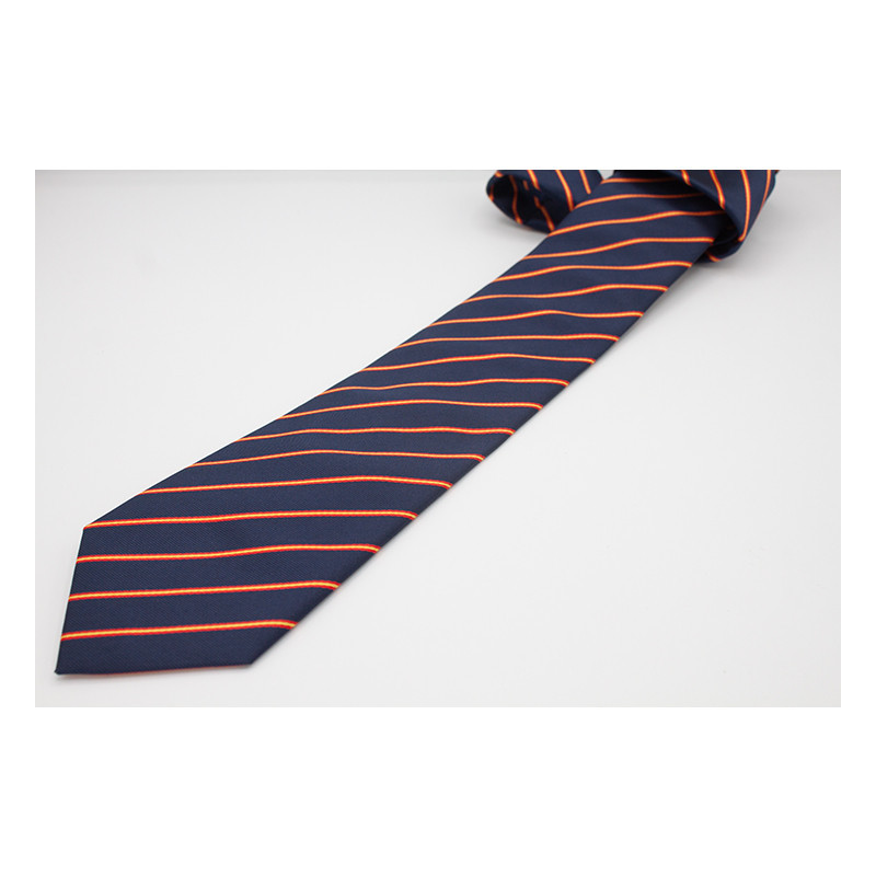 Corbata Maestría España