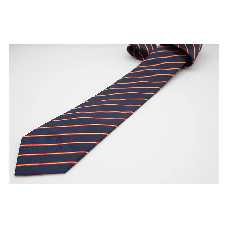 Corbata Maestría España